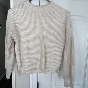 Old Navy Cream Knit Crew Neck Sweater